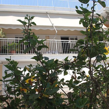 Family House Apartment Kalamata Exterior foto